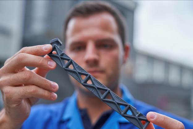 宝马大力发展3D打印零件 十年量产将超百万